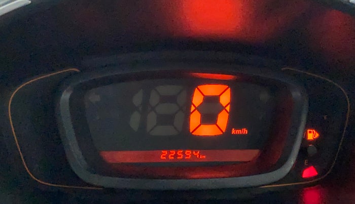 2016 Renault Kwid RXT 1.0, Petrol, Manual, 22,593 km, Odometer Image