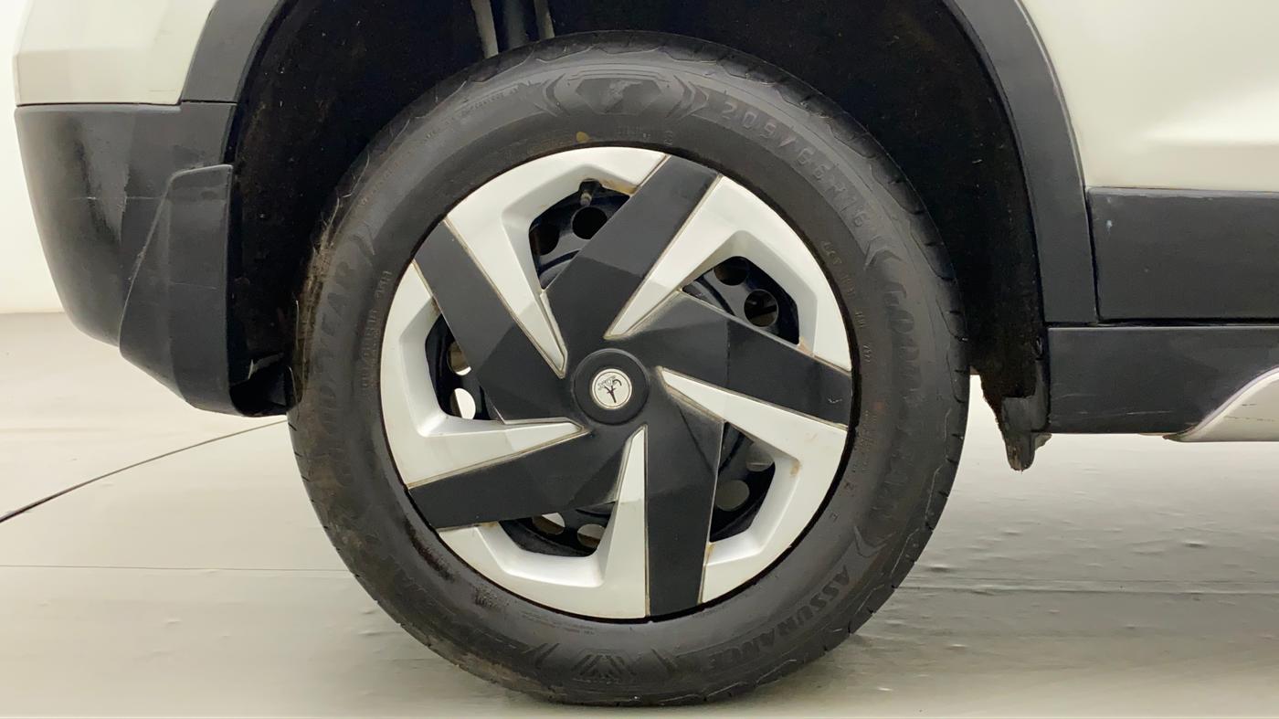 2019 Maruti Vitara Brezza VDI AMT, Diesel, Automatic, 65,899 km, Right Rear Wheel