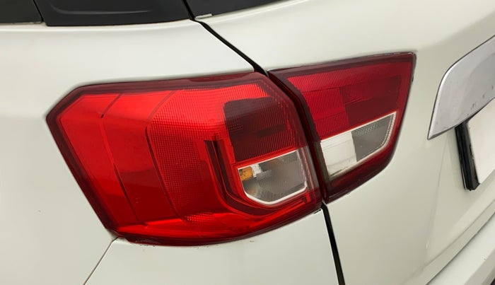 2019 Maruti Vitara Brezza VDI AMT, Diesel, Automatic, 65,899 km, Left tail light - Minor scratches