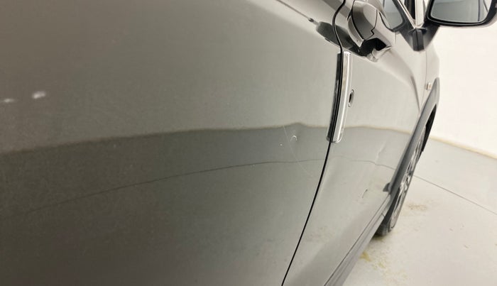2021 Honda WR-V 1.2L I-VTEC SV MT, Petrol, Manual, 70,237 km, Right rear door - Slightly dented
