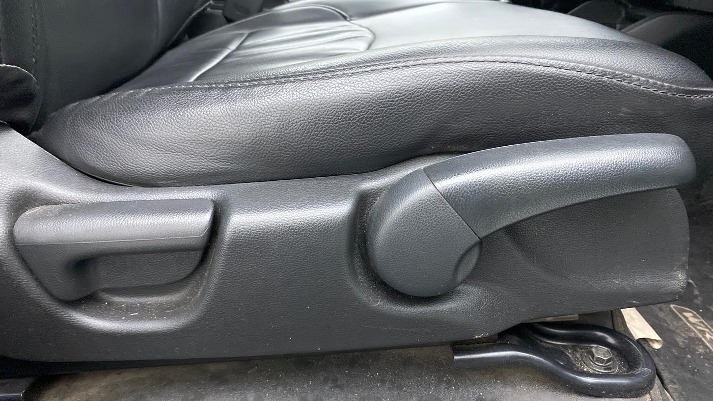 2021 Honda WR-V 1.2L I-VTEC SV MT, Petrol, Manual, 70,237 km, Driver Side Adjustment Panel