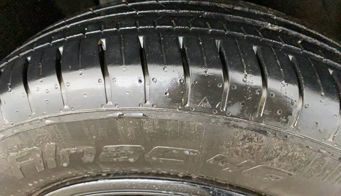 2024 Tata PUNCH ACCOMPLISHED AMT, Petrol, Automatic, 11,104 km, Right Front Tyre Tread