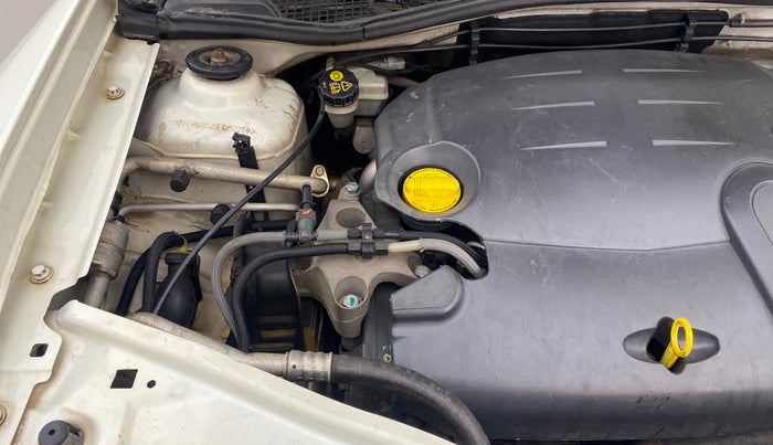 2014 Renault Duster 85 PS RXE DIESEL, Diesel, Manual, 75,390 km, Engine View - Right