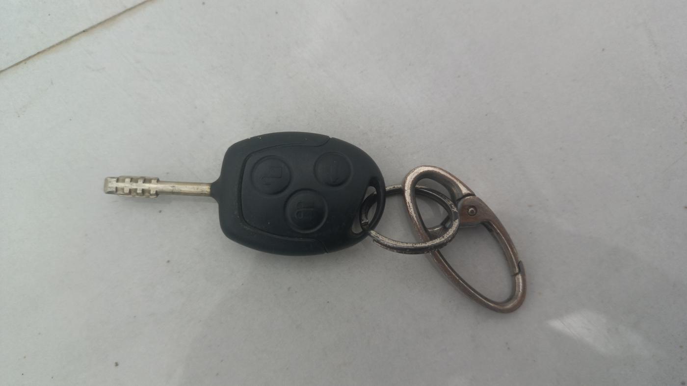 2013 Ford Figo TITANIUM 1.2 PETROL, Petrol, Manual, 70,406 km, Key Close Up
