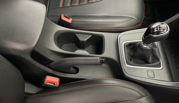 2021 Hyundai Creta SX 1.5 PETROL, Petrol, Manual, 31,449 km, Gear Lever