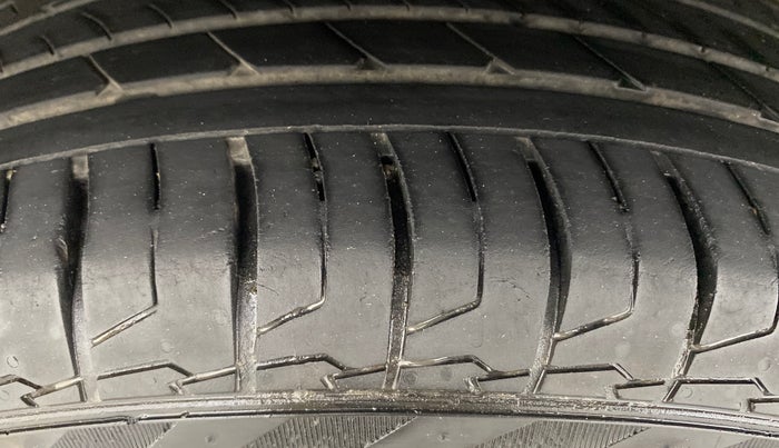 2021 Hyundai Creta SX 1.5 PETROL, Petrol, Manual, 31,449 km, Left Front Tyre Tread