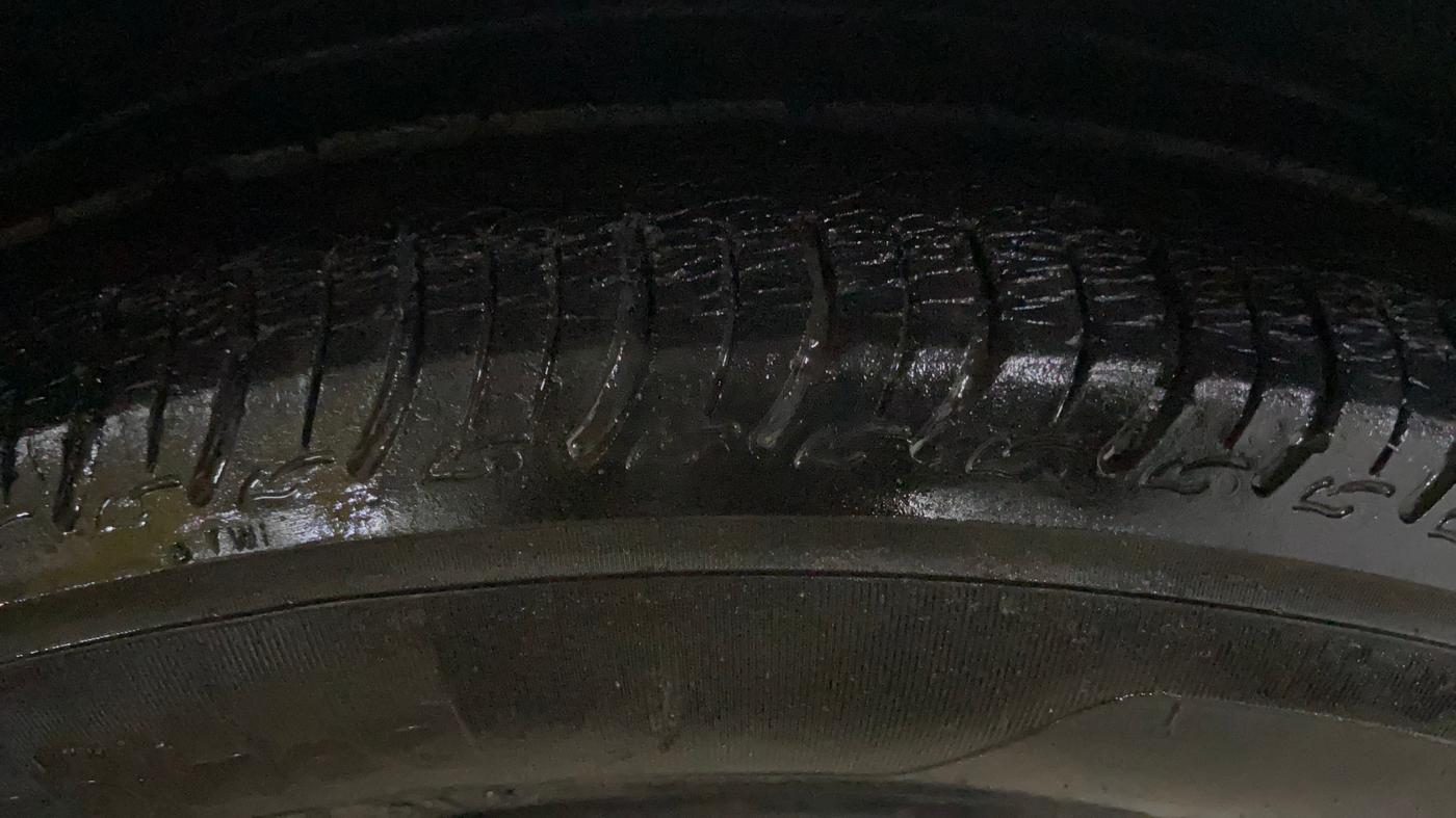 2019 Maruti Celerio VXI, CNG, Manual, 80,611 km, Right Front Tyre Tread