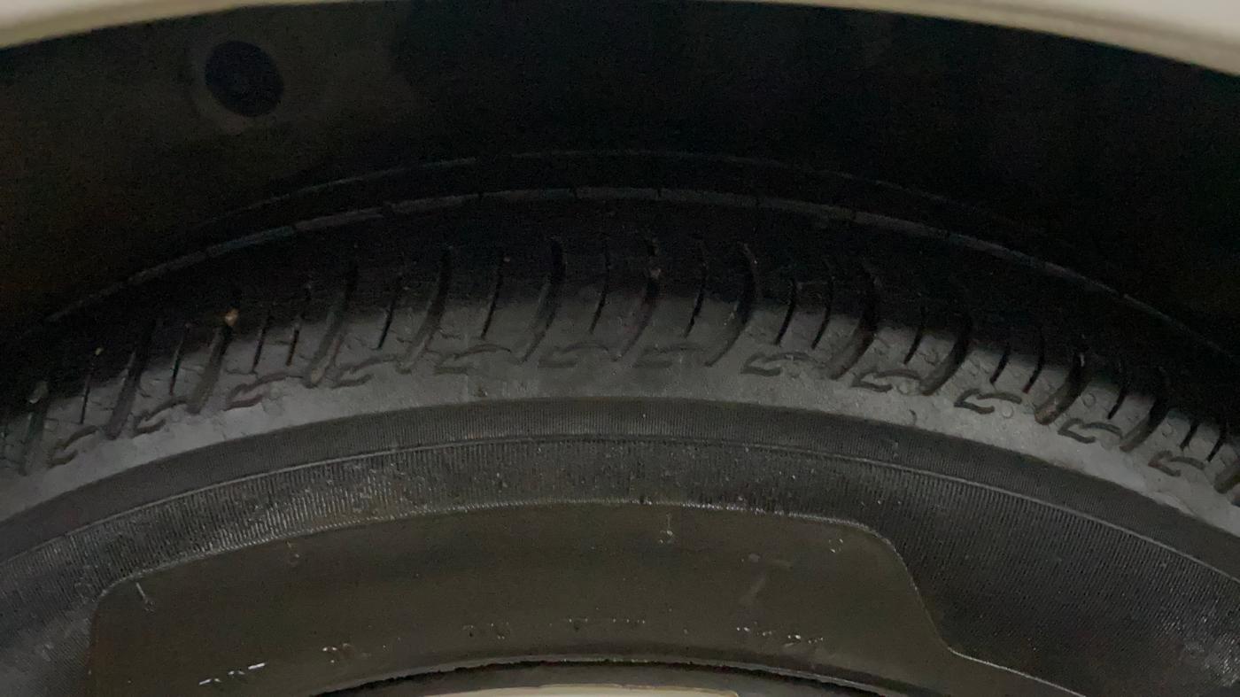 2019 Maruti Celerio VXI, CNG, Manual, 80,611 km, Left Rear Tyre Tread