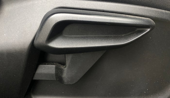 2024 Tata NEXON CREATIVE + AMT 1.5 DIESEL, Diesel, Automatic, 40,369 km, Driver Side Adjustment Panel