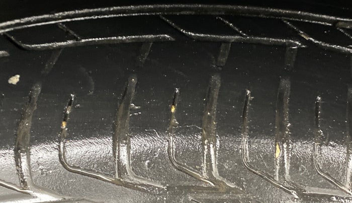 2024 Tata NEXON CREATIVE + AMT 1.5 DIESEL, Diesel, Automatic, 40,369 km, Left Rear Tyre Tread