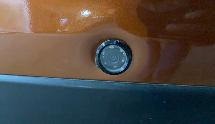 2020 Maruti Vitara Brezza VXI AT SHVS, Petrol, Automatic, 75,835 km, Parking Camera