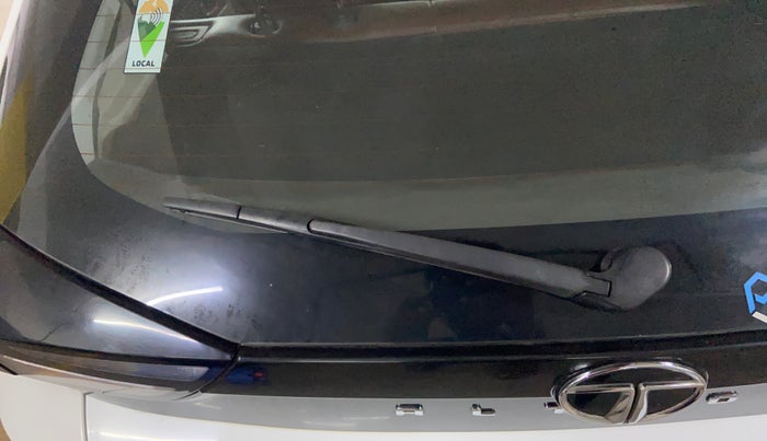 2023 Tata ALTROZ XZ Plus (S) LUX, Petrol, Manual, 51,788 km, Rear Wiper