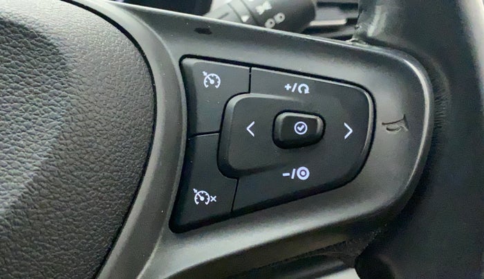 2021 Tata ALTROZ XZ DIESEL, Diesel, Manual, 35,233 km, Adaptive Cruise Control