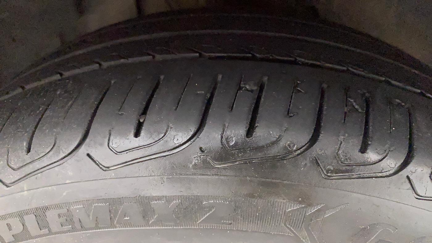 2021 Tata ALTROZ XZ DIESEL, Diesel, Manual, 35,233 km, Right Front Tyre Tread