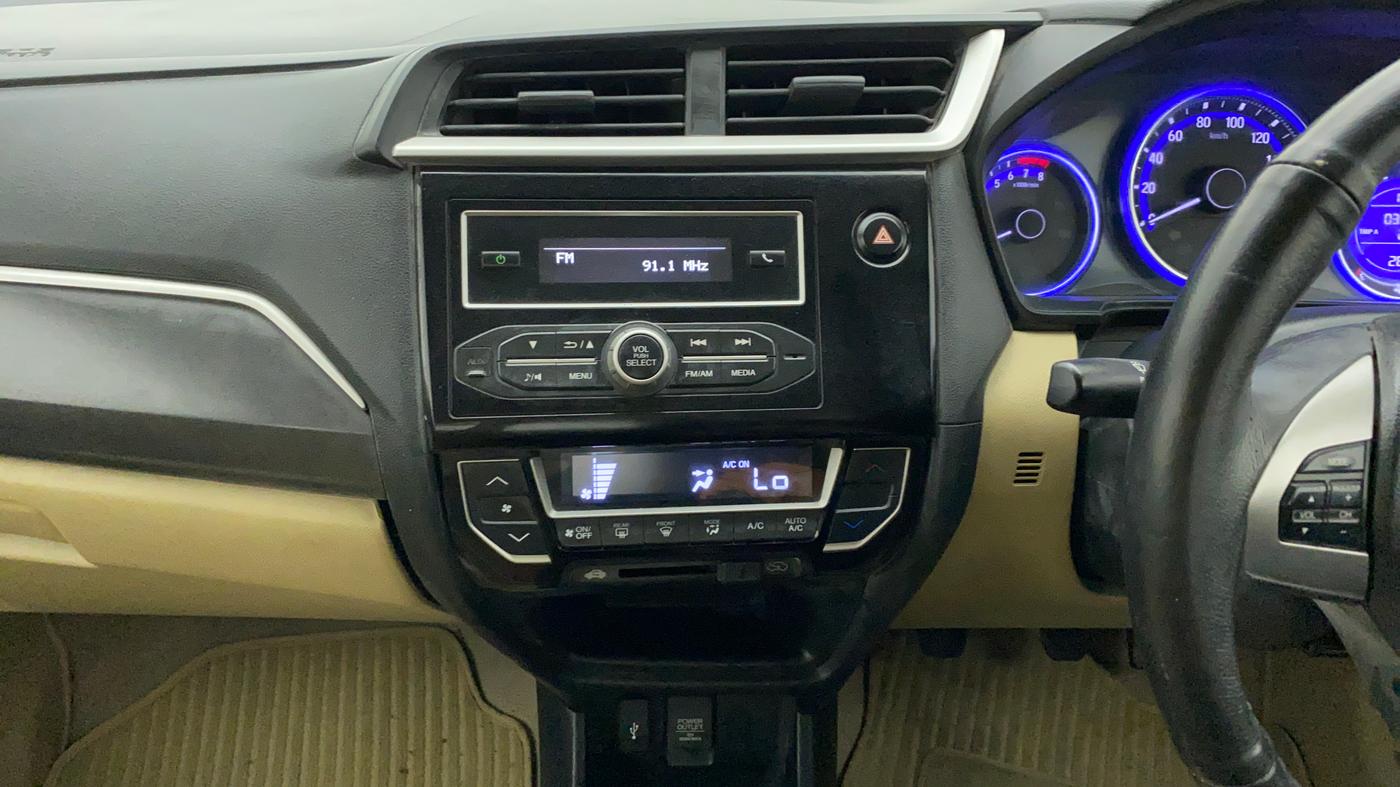 2016 Honda Amaze 1.2L I-VTEC SX, Petrol, Manual, 33,745 km, Air Conditioner