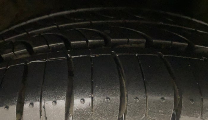 2016 Hyundai Grand i10 ASTA AT 1.2 KAPPA VTVT, Petrol, Automatic, 46,393 km, Left Rear Tyre Tread