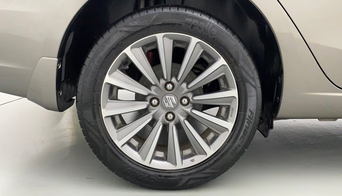 2018 Maruti Ciaz ALPHA 1.5 MT VTVT SHVS, Petrol, Manual, 81,066 km, Right Rear Wheel
