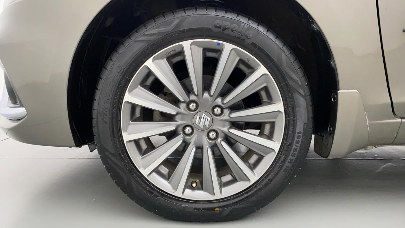 2018 Maruti Ciaz ALPHA 1.5 MT VTVT SHVS, Petrol, Manual, 81,066 km, Left Front Wheel