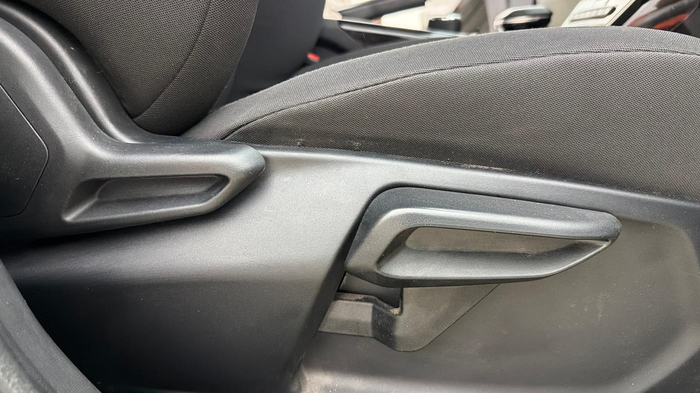 2025 Tata NEXON Pure Plus (S) 1.2 Petrol 6AMT, Petrol, Automatic, 7,502 km, Driver Side Adjustment Panel