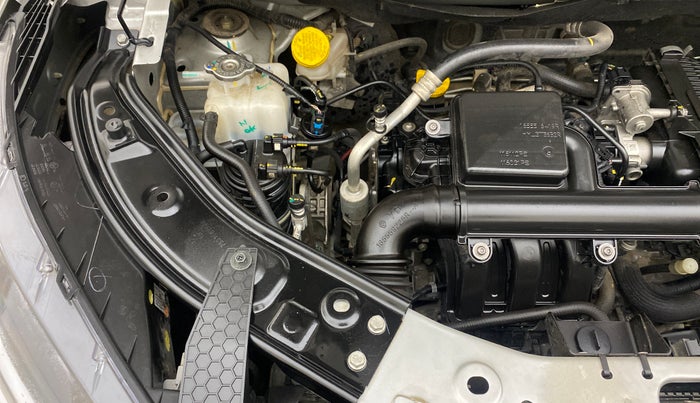 2025 Nissan MAGNITE Acenta B4D 1.0 Petrol MT, Petrol, Manual, 15,265 km, Engine View - Right