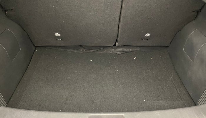 2025 Nissan MAGNITE Acenta B4D 1.0 Petrol MT, Petrol, Manual, 15,265 km, Boot Inside