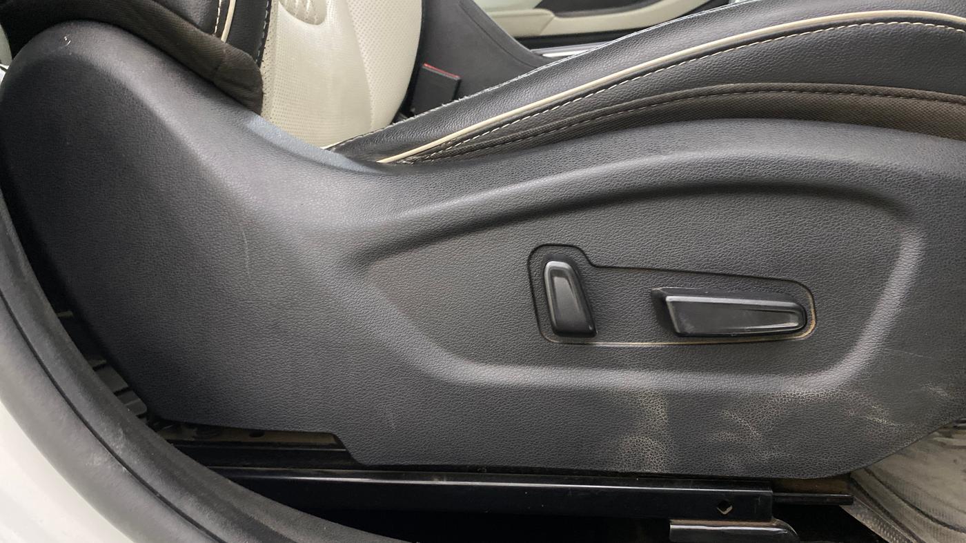 2021 Hyundai Creta SX (O) AT 1.5 DIESEL, Diesel, Automatic, 1,00,442 km, Driver Side Adjustment Panel