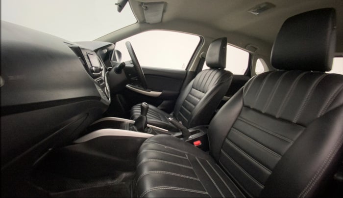 2017 Maruti Baleno DELTA PETROL 1.2, Petrol, Manual, 1,10,810 km, Right Side Front Door Cabin