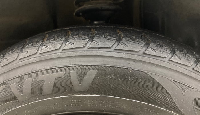 2019 Maruti New Wagon-R ZXI 1.2 AMT, Petrol, Automatic, 42,228 km, Right Front Tyre Tread