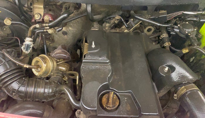 2017 Mahindra TUV300 T8 AMT, Diesel, Automatic, 83,049 km, Engine View