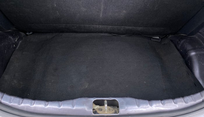 2016 Hyundai Eon ERA PLUS, Petrol, Manual, 52,046 km, Boot Inside