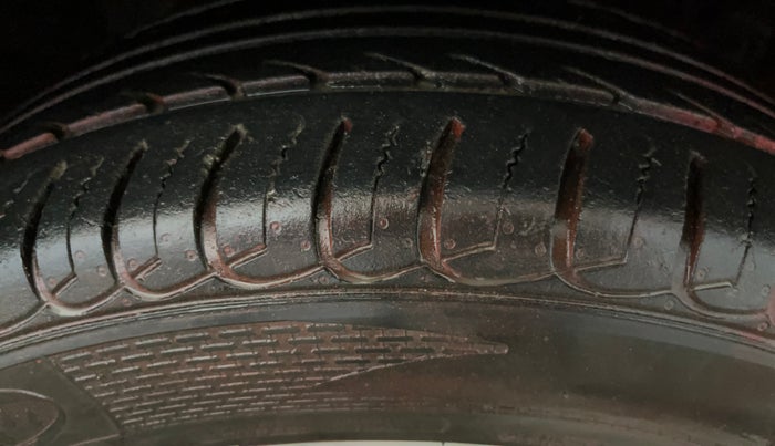 2019 Ford Ecosport TITANIUM 1.5L PETROL, Petrol, Manual, 22,880 km, Right Front Tyre Tread