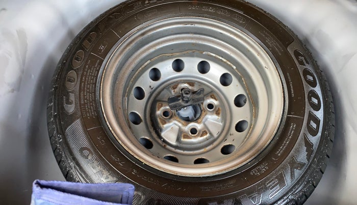 2016 Hyundai Eon ERA +, Petrol, Manual, 55,303 km, Spare Tyre