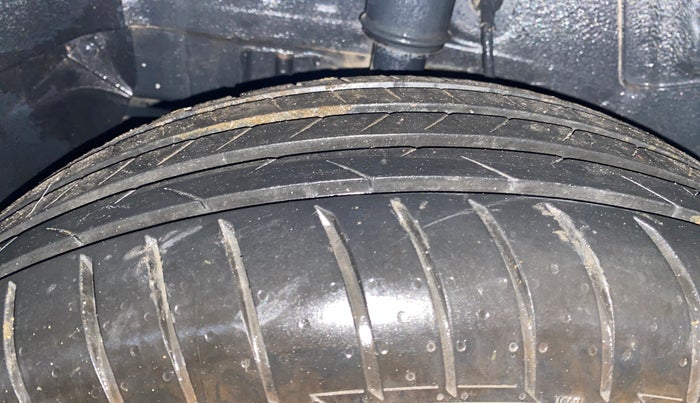 2022 Tata NEXON XM SUNROOF DIESEL, Diesel, Manual, 53,077 km, Right Rear Tyre Tread