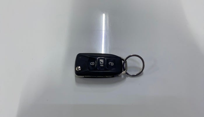 2022 Tata NEXON XM SUNROOF DIESEL, Diesel, Manual, 53,077 km, Key Close Up