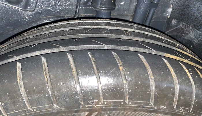 2022 Tata NEXON XM SUNROOF DIESEL, Diesel, Manual, 53,077 km, Left Rear Tyre Tread