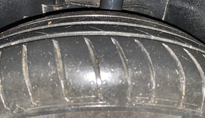 2022 Tata NEXON XM SUNROOF DIESEL, Diesel, Manual, 53,077 km, Left Front Tyre Tread