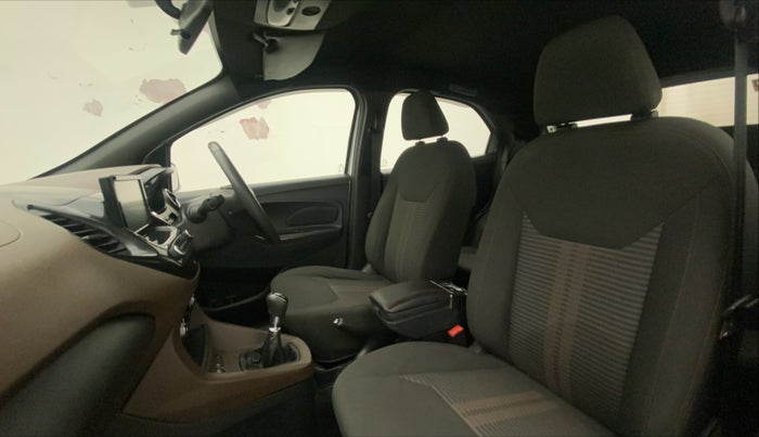 2018 Ford FREESTYLE TITANIUM 1.5 DIESEL, Diesel, Manual, 42,225 km, Right Side Front Door Cabin