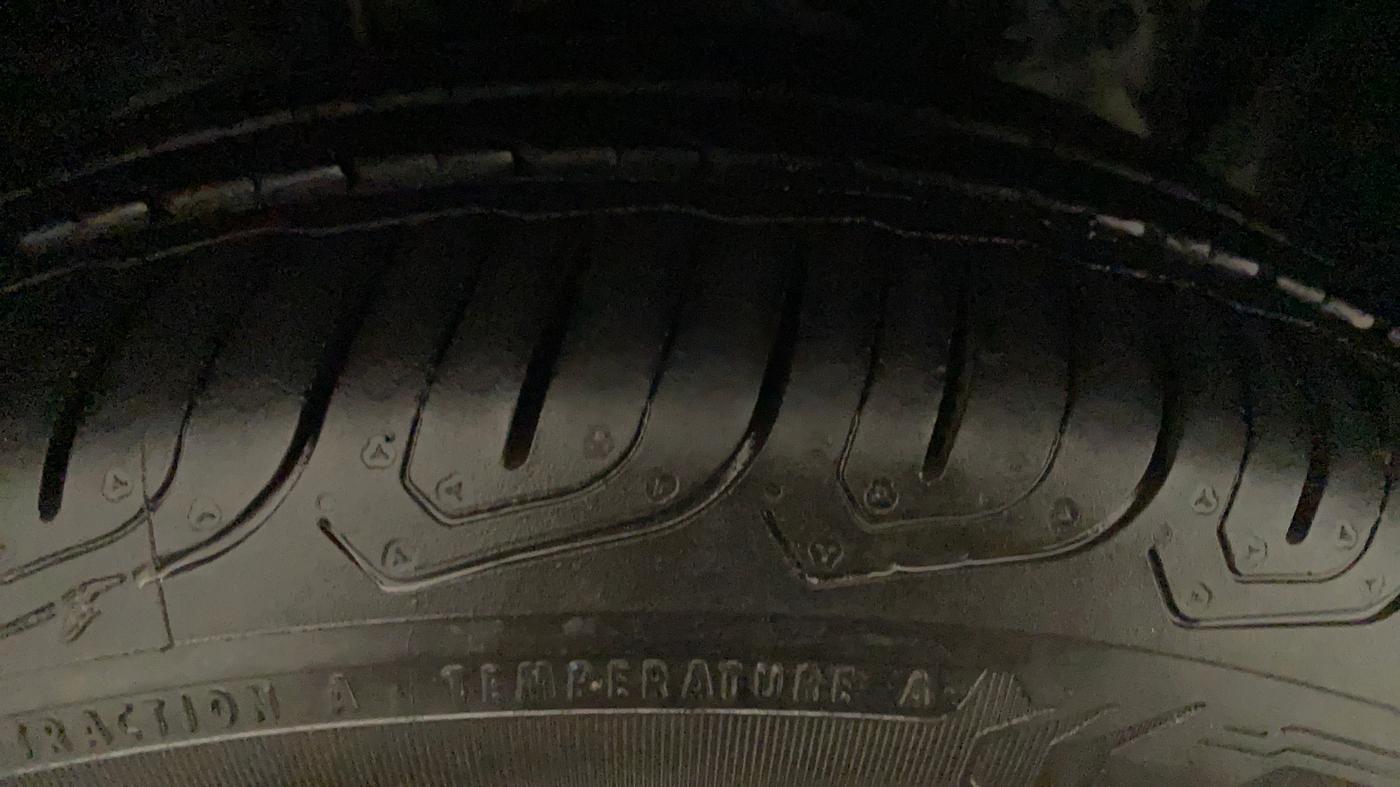 2018 Ford FREESTYLE TITANIUM 1.5 DIESEL, Diesel, Manual, 42,225 km, Right Front Tyre Tread