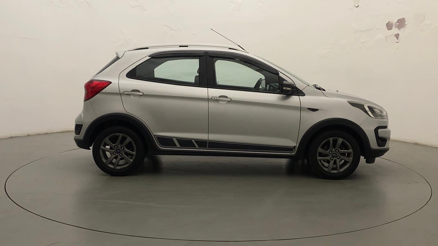 2018 Ford FREESTYLE TITANIUM 1.5 DIESEL, Diesel, Manual, 42,225 km, Right Side
