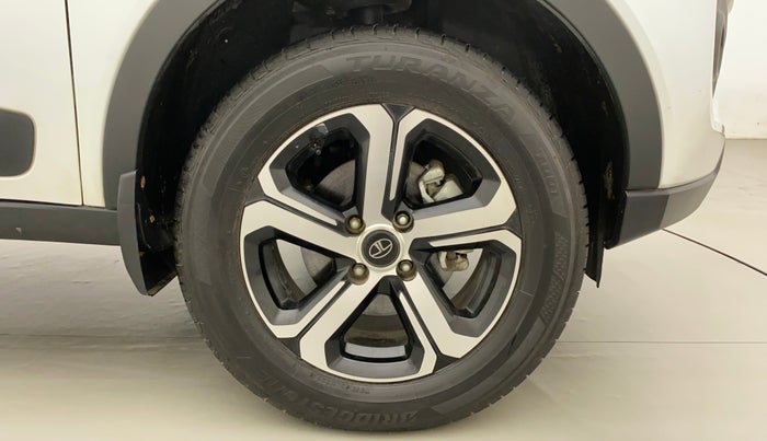 2022 Tata NEXON XZ PLUS (PREMIUM) PETROL, Petrol, Manual, 2,997 km, Right Front Wheel