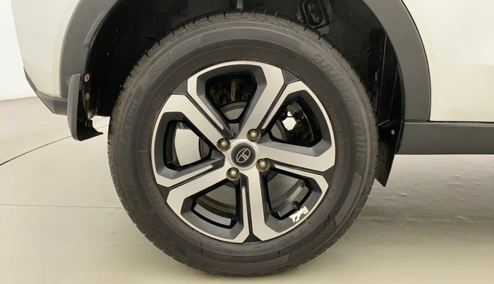 2022 Tata NEXON XZ PLUS (PREMIUM) PETROL, Petrol, Manual, 2,997 km, Right Rear Wheel