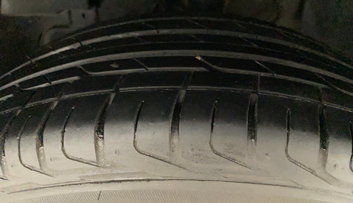 2022 Tata NEXON XZ PLUS (PREMIUM) PETROL, Petrol, Manual, 2,997 km, Left Front Tyre Tread