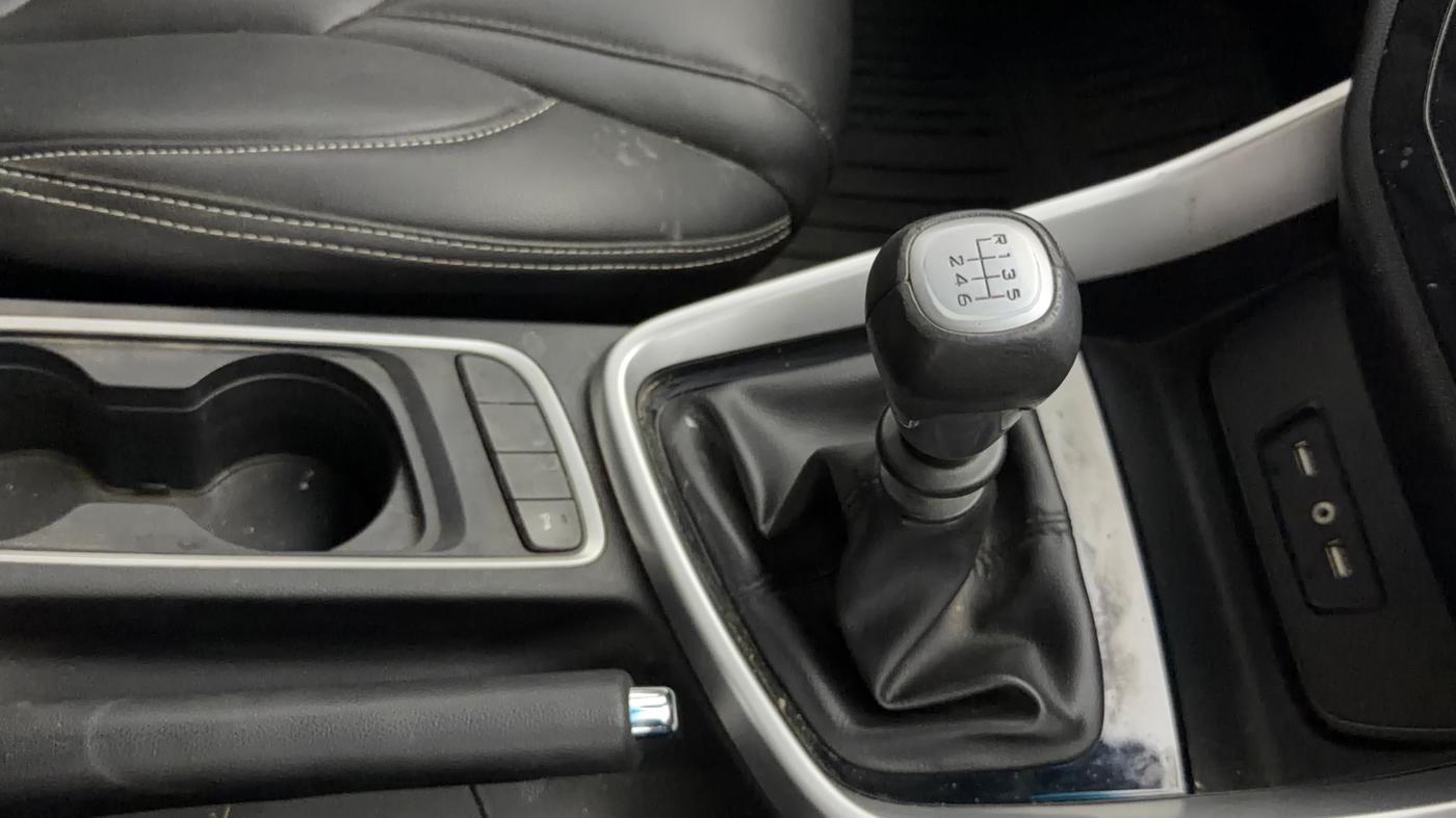 2019 MG HECTOR SUPER 1.5 PETROL, Petrol, Manual, 37,080 km, Gear Lever