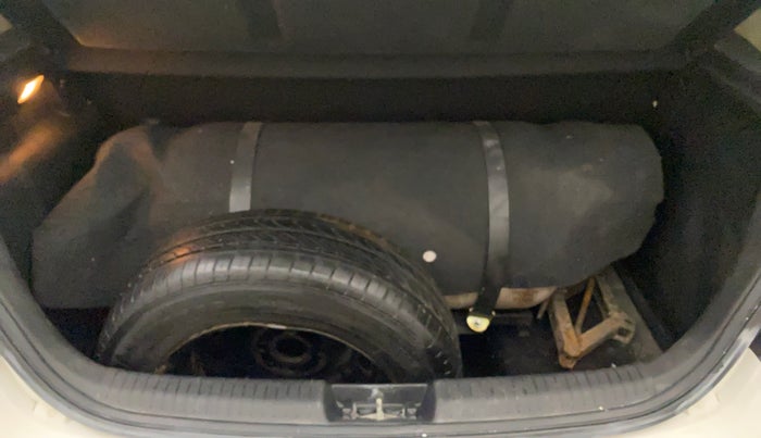 2013 Hyundai i20 MAGNA (O) 1.2, CNG, Manual, 59,000 km, Boot Inside