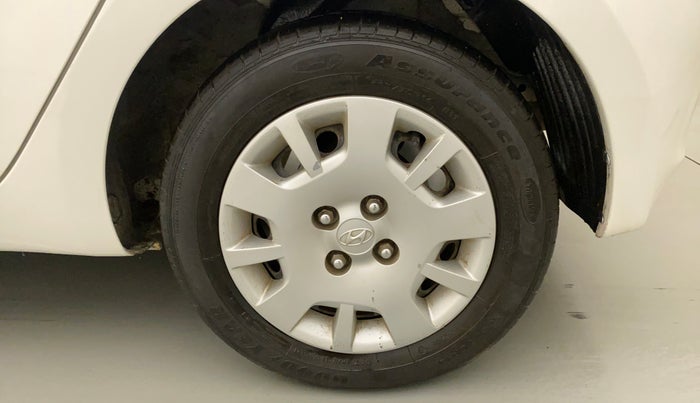 2013 Hyundai i20 MAGNA (O) 1.2, CNG, Manual, 59,000 km, Left Rear Wheel