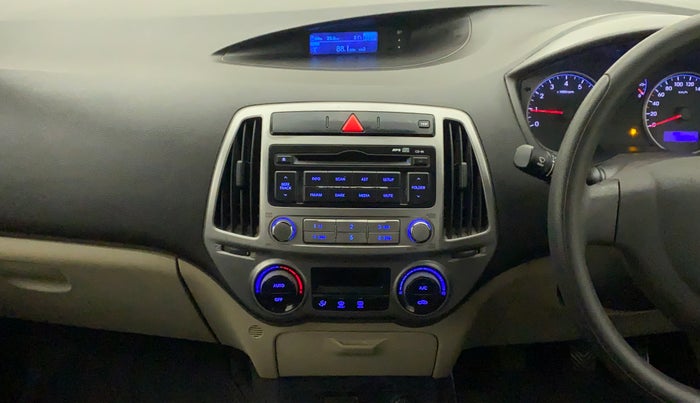 2013 Hyundai i20 MAGNA (O) 1.2, CNG, Manual, 59,000 km, Air Conditioner