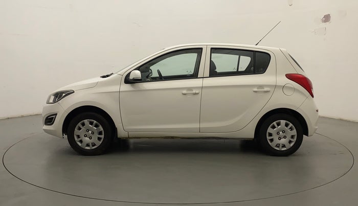 2013 Hyundai i20 MAGNA (O) 1.2, CNG, Manual, 59,000 km, Left Side