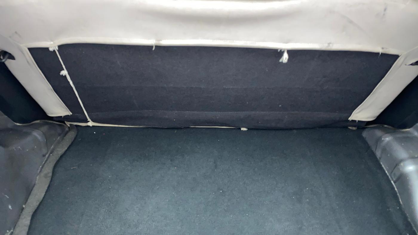 2013 Hyundai Eon ERA +, Petrol, Manual, 79,375 km, Boot Inside