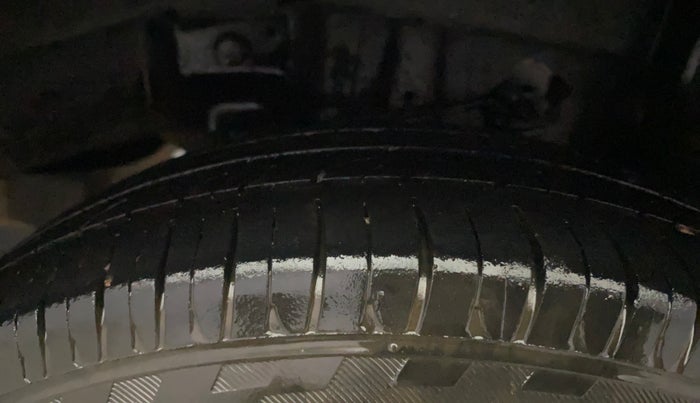 2013 Hyundai Eon ERA +, Petrol, Manual, 79,375 km, Left Rear Tyre Tread