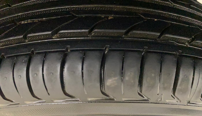 2015 Datsun Go T, Petrol, Manual, 48,646 km, Left Rear Tyre Tread